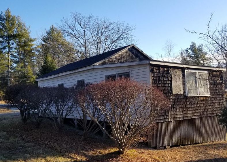 ATLANTIC HWY 105,000 2BDR 1BTH Lincolnville ME Foreclosure