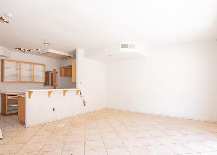 N LAMONT ST 111,000 4BDR 3BTH Las Vegas NV Foreclosure Listing