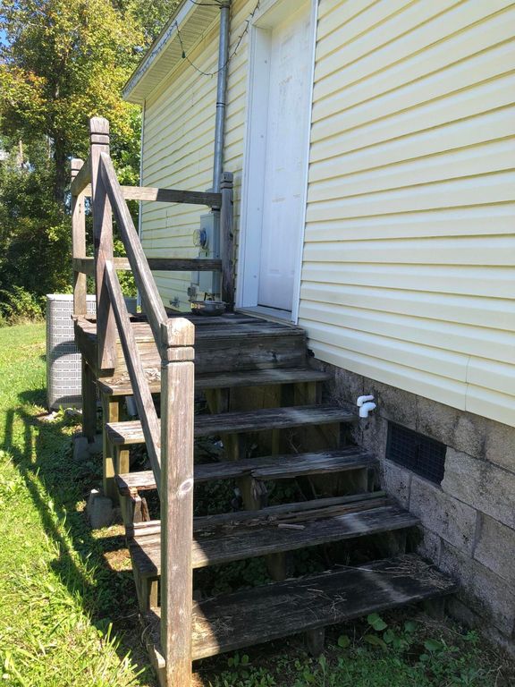 PARKER LN 59,000 3BDR 2BTH Middlesboro KY Foreclosure Listing 30061968