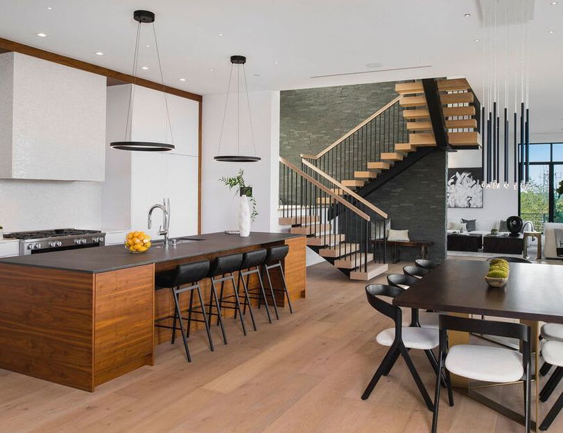 MULHOLLAND DR 569,000 5BDR 6BTH Beverly Hills CA Foreclosure Listing 30106419