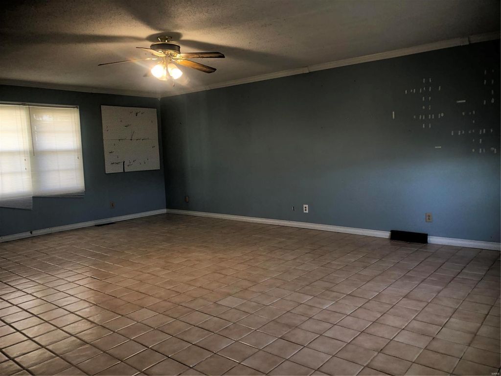 DEPRO AVE 84,900 3BDR 3BTH Sikeston MO Foreclosure Listing