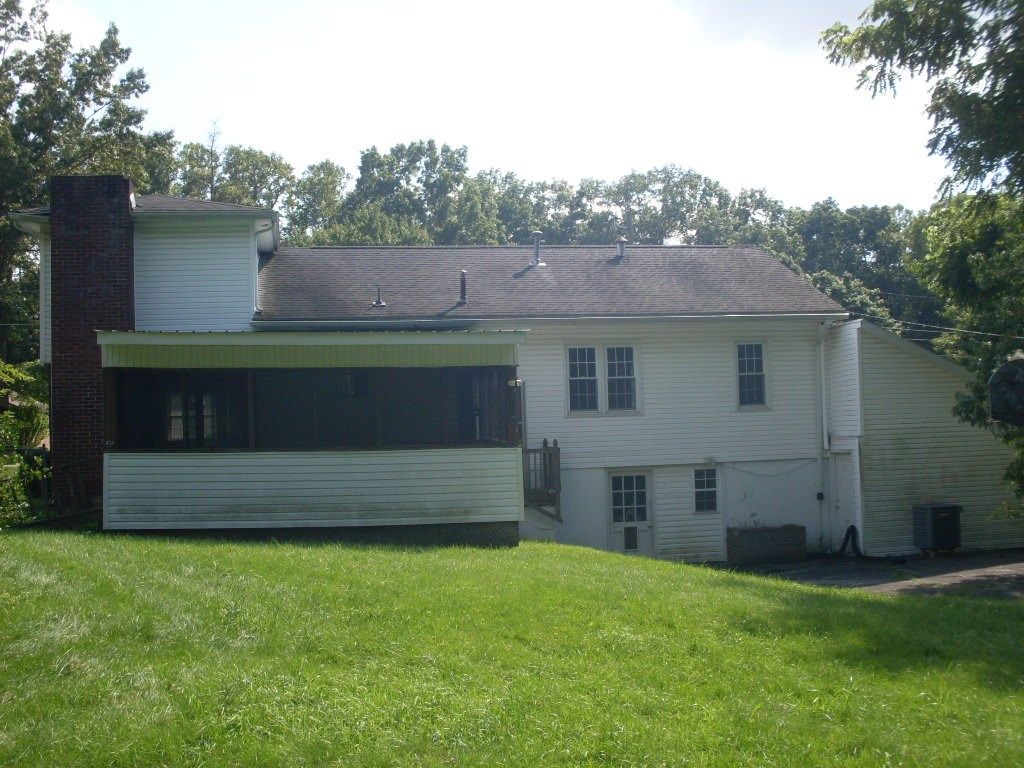 MAXWELL HILL RD 167,500 3BDR 3BTH Beckley WV Foreclosure