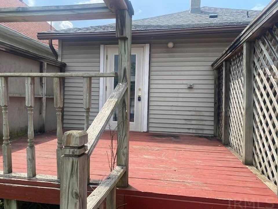 S 18TH ST 34,900 2BDR 1BTH Terre Haute IN Foreclosure Listing