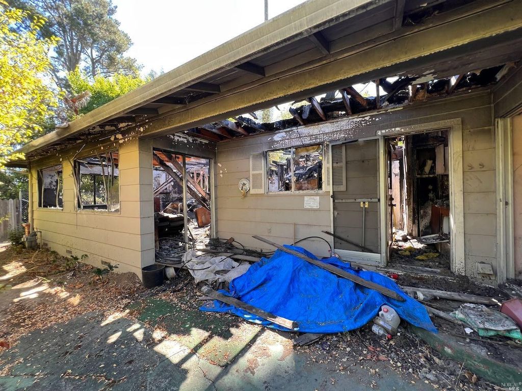 DUER RD 500,000 3BDR 2BTH Single Family Sebastopol CA