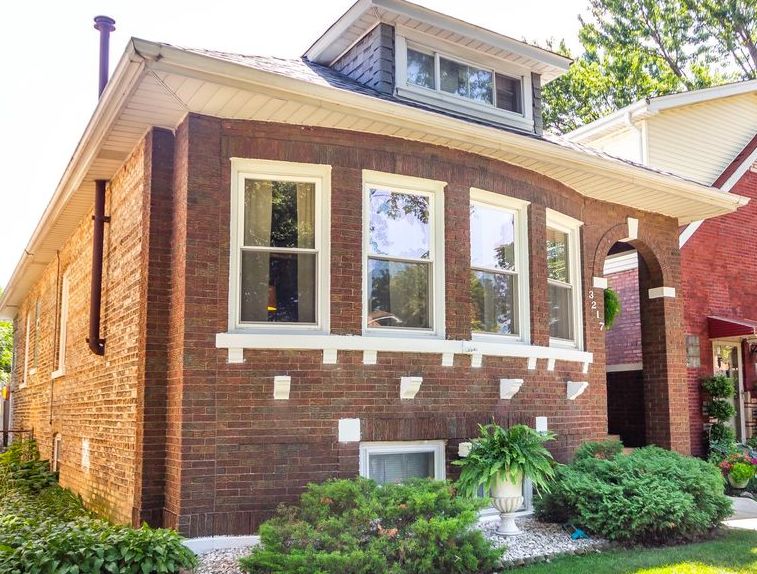 SCOVILLE AVE 199,900 4BDR 2BTH Single Family Berwyn IL Preforeclosure Listing 29017275