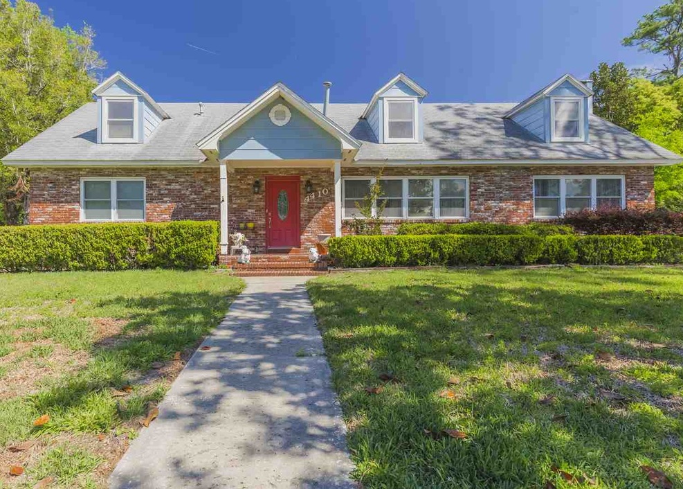 NW 17TH PL 299,000 4BDR 2BTH Single Family Gainesville FL