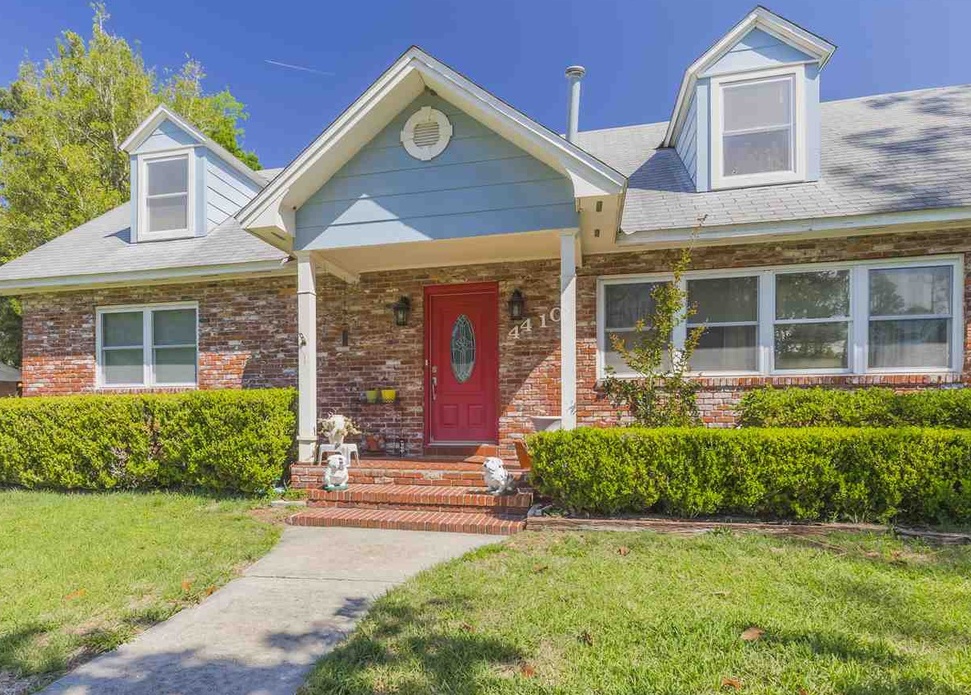 NW 17TH PL 299,000 4BDR 2BTH Single Family Gainesville FL