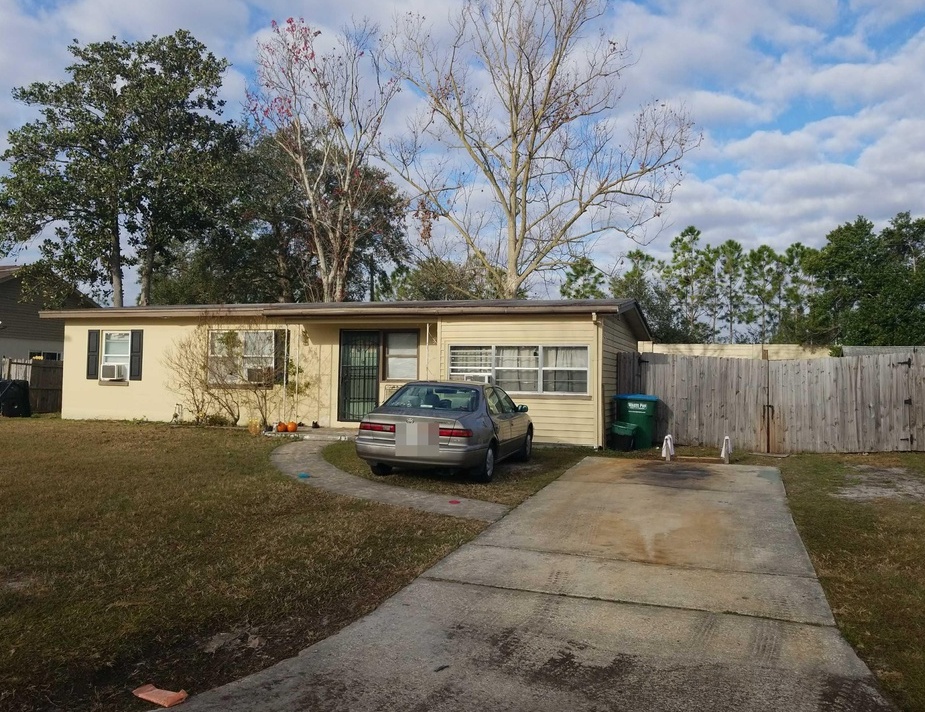 W EMBASSY DR 91,700 3BDR 1.5BTH Single Family Deltona FL Preforeclosure Listing
