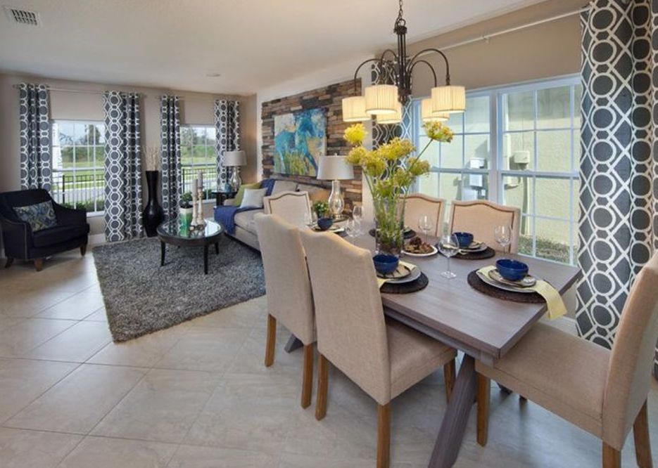 SAXONY LN 297,350 4BDR 3.5BTH Single Family Saint Cloud FL