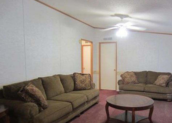 SHADOW OAKS DR 301,700 4BDR 2.5BTH Mobile Home Asheville NC