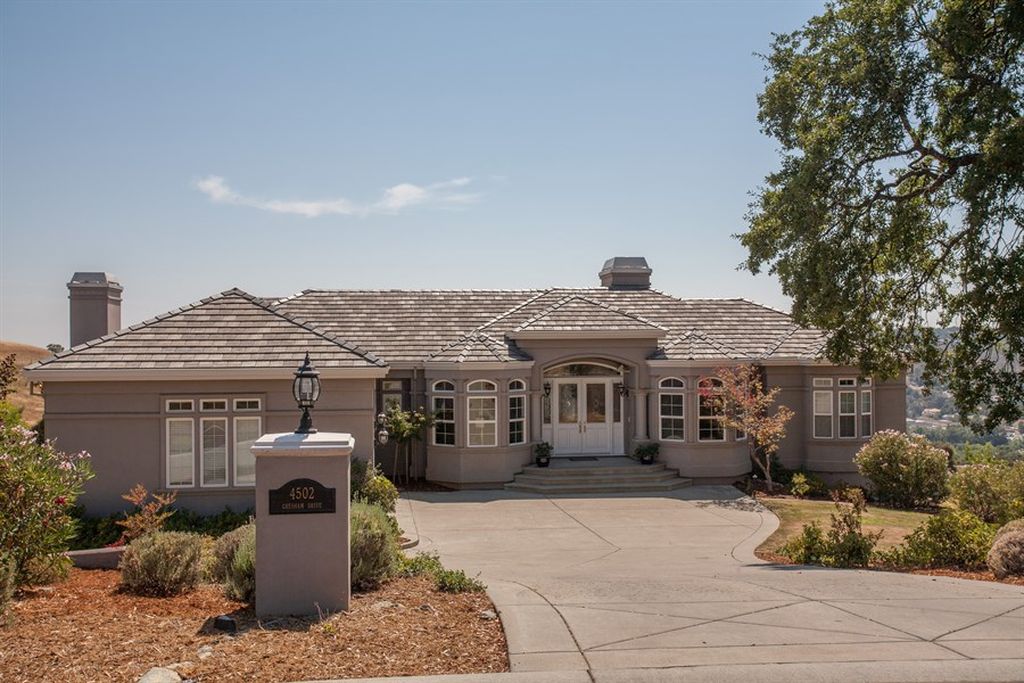 GRESHAM DR 99,000 5BDR 5.5BTH El Dorado Hills CA Pre