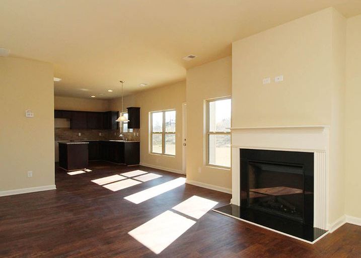 EMPORIA LOOP 228,000 4BDR 3BTH Mcdonough GA Preforeclosure