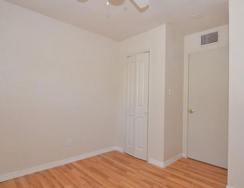 COLFAX DR 184,303 4BDR 2BTH Daytona Beach FL Preforeclosure