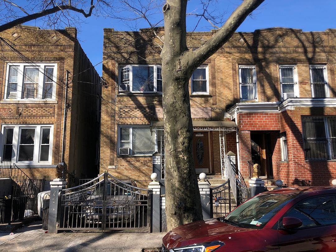 THATFORD AVE 588,000 8BDR 5BTH MultiFamily Brooklyn NY Pre