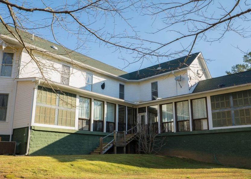 GORE SPRINGS RD 456,900 2BDR 1BTH Gore Springs MS Pre