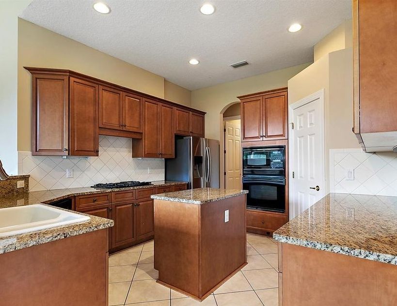 SEBASTIAN SQ 520,000 5BDR 4BTH Single Family Saint Augustine