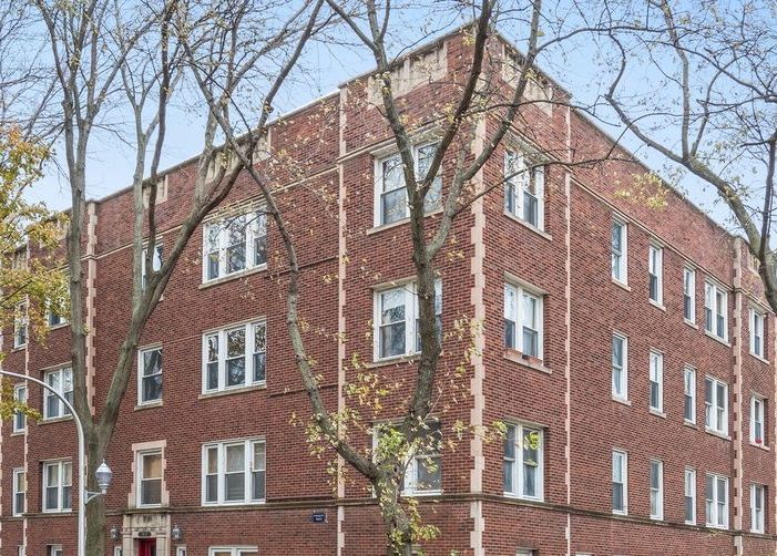 N WOLCOTT AVE APT 1 157,571 2BDR 2BTH Condo/Townhome Chicago