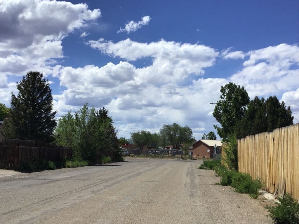 CAMINO DE LA SERNA 221,800 3BDR 2BTH Taos NM Preforeclosure