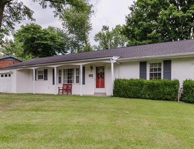 PAWNEE TRL 133,702 3BDR 2BTH Frankfort KY Preforeclosure