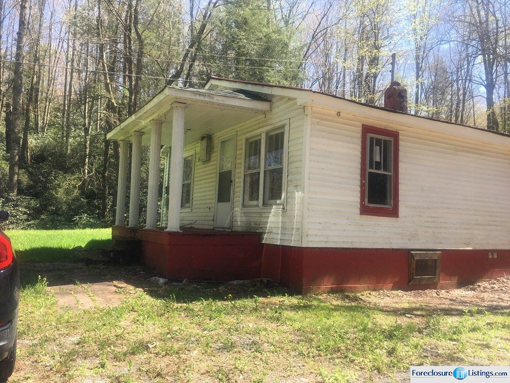 ODD RD 13,600 2BDR 1BTH Single Family Odd WV Preforeclosure