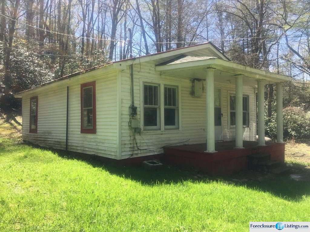 ODD RD 13,600 2BDR 1BTH Single Family Odd WV Preforeclosure