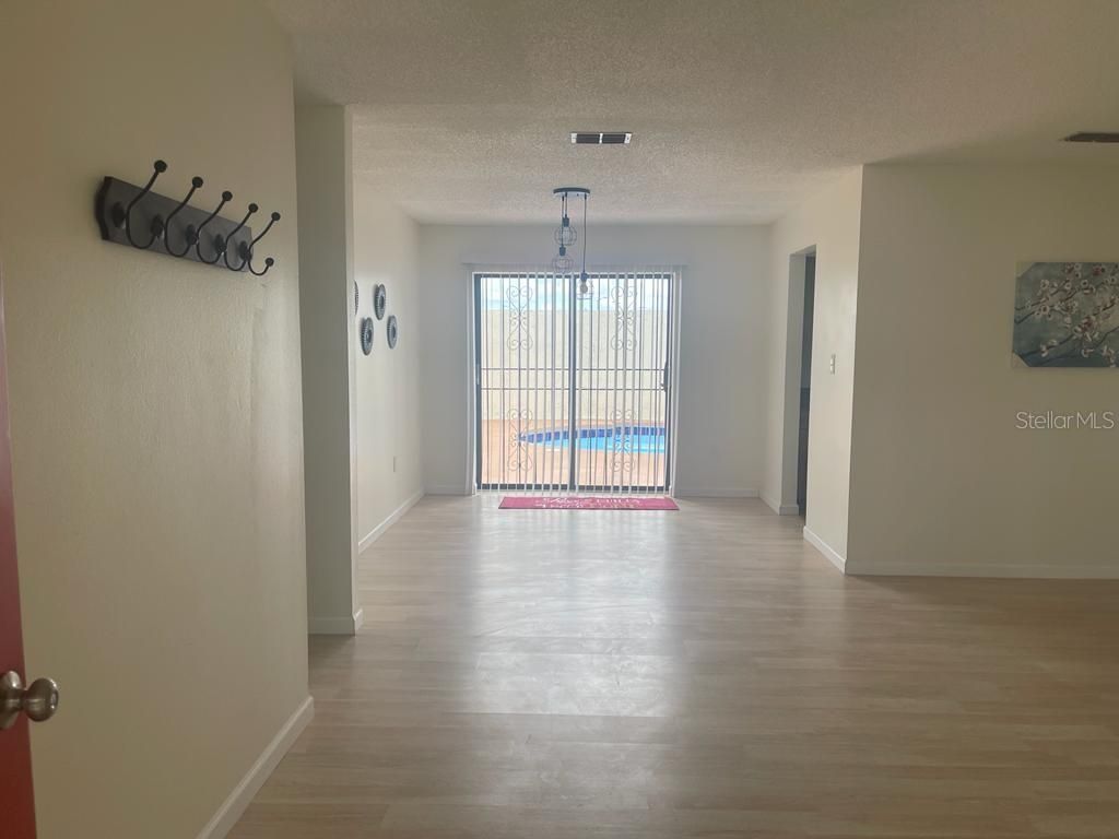 LARSON ST 142,400 3BDR 2BTH Single Family Kissimmee FL Pre