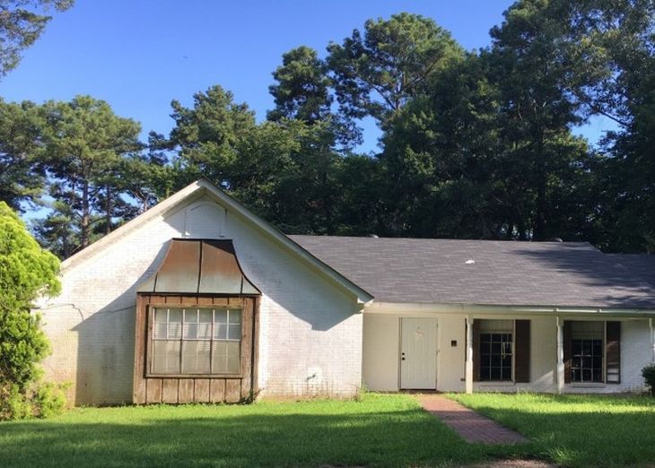 SUMMIT RIDGE DR 115,680 4BDR 2BTH Vicksburg MS Preforeclosure