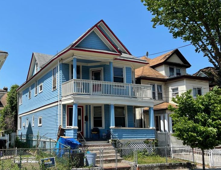 WESTERVELT AVE 449,600 2BDR 1BTH MultiFamily Staten Island