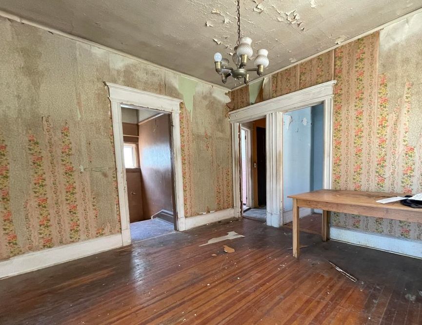 WESTERVELT AVE 449,600 2BDR 1BTH MultiFamily Staten Island