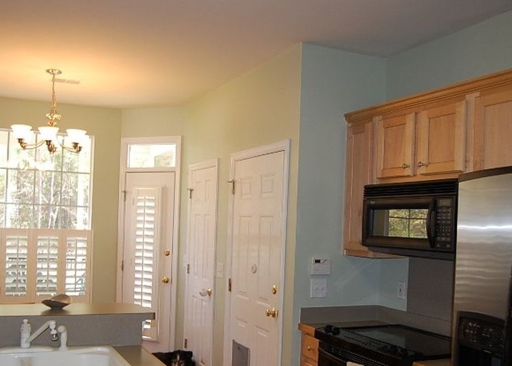 DEVOL ST 458,407 3BDR 3BTH Single Family Mount Pleasant SC