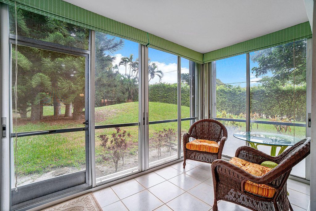 SW 22ND AVE APT 110 88,500 2BDR 2BTH Condo/Townhome Delray