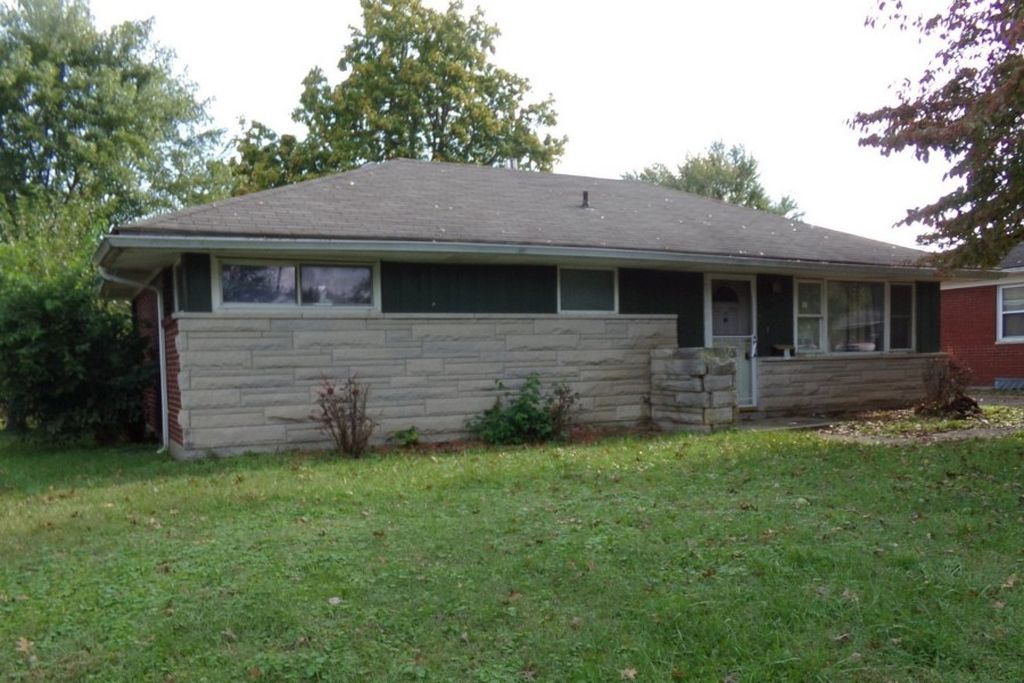 MOCKINGBIRD DR 140,600 3BDR 1BTH Single Family