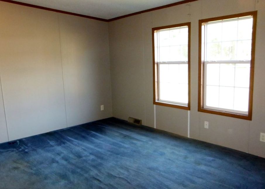 MACO RD NE 150,000 3BDR 2BTH Leland NC Preforeclosure Listing