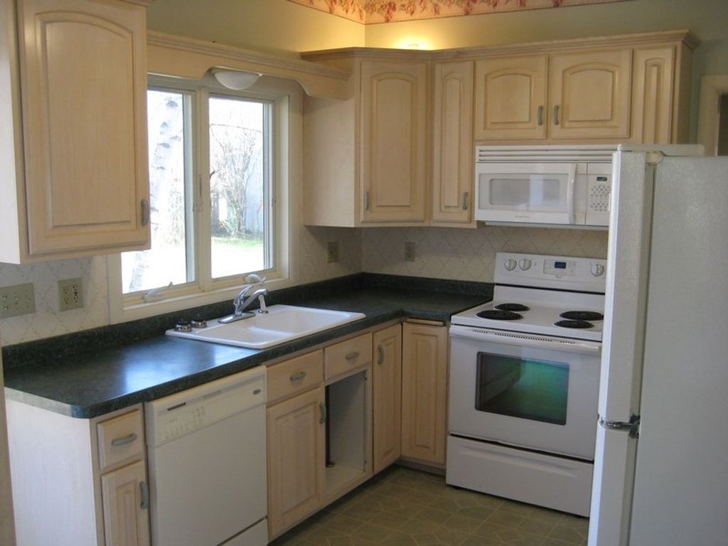 MAIN ST 136,000 4BDR 2BTH Single Family Stevens Point WI Pre