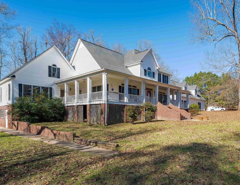 CAMP CREEK RD 174,200 5BDR 5BTH Single Family Pell City AL