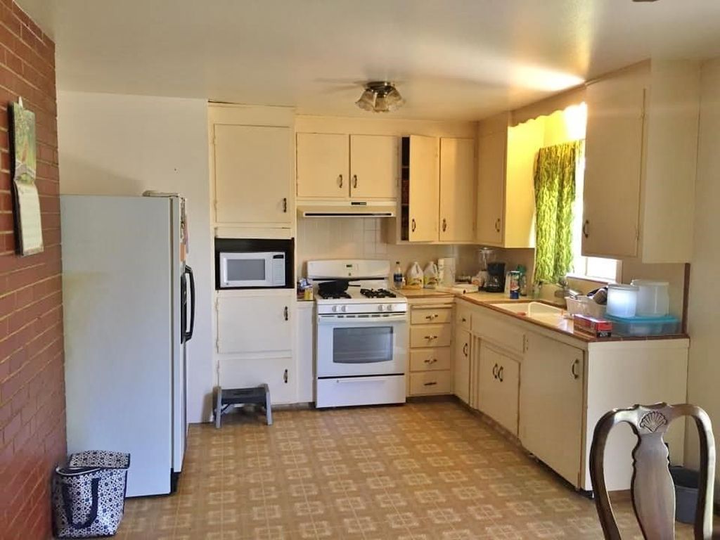 MARLENE CT 242,000 3BDR 2BTH Single Family Modesto CA Preforeclosure Listing 30120502