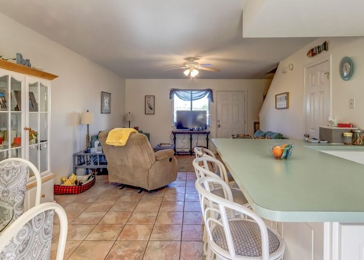 WHITE SANDY DR 210,000 2BDR 3BTH Panama City Beach FL Preforeclosure Listing 30217686