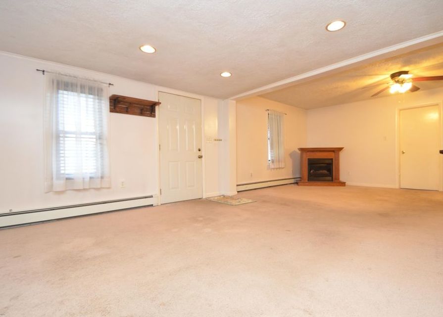 N EASTON BELMONT PIKE 115,000 4BDR 2BTH Single Family