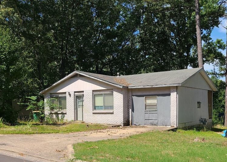 ELAM ST 55,500 3BDR 1.5BTH Single Family Little Rock AR Pre