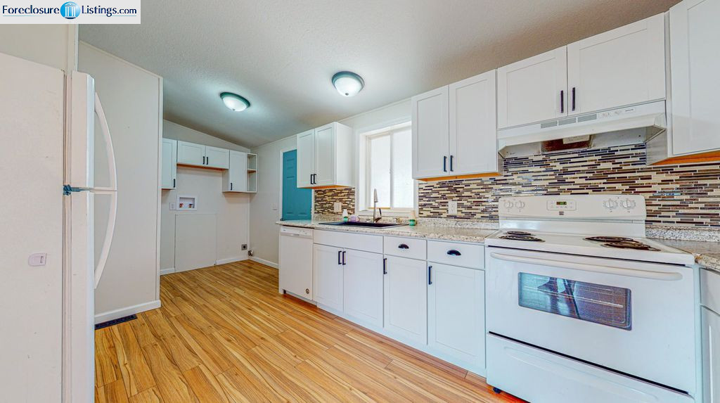 WALLACE RD 225,000 4BDR 2BTH Single Family Coos Bay OR Pre