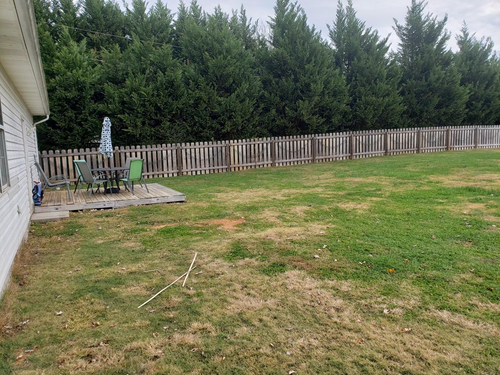 BIG SPRINGS RIDGE RD 198,000 3BDR 2BTH Single Family