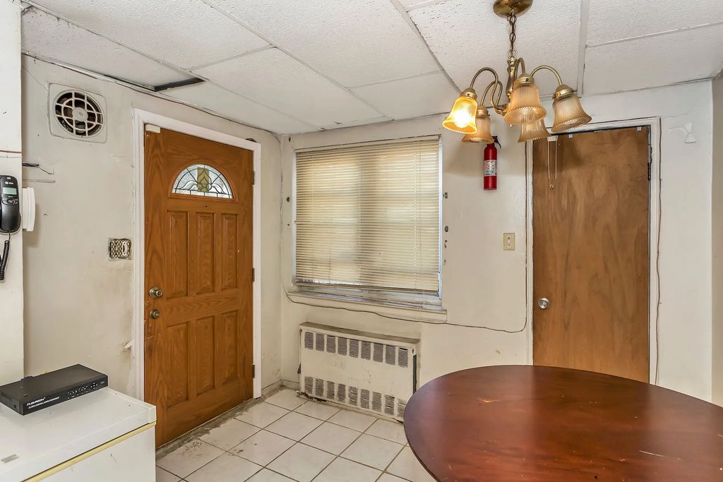 E 84TH ST 849,888 5BDR 5BTH MultiFamily Brooklyn NY Pre