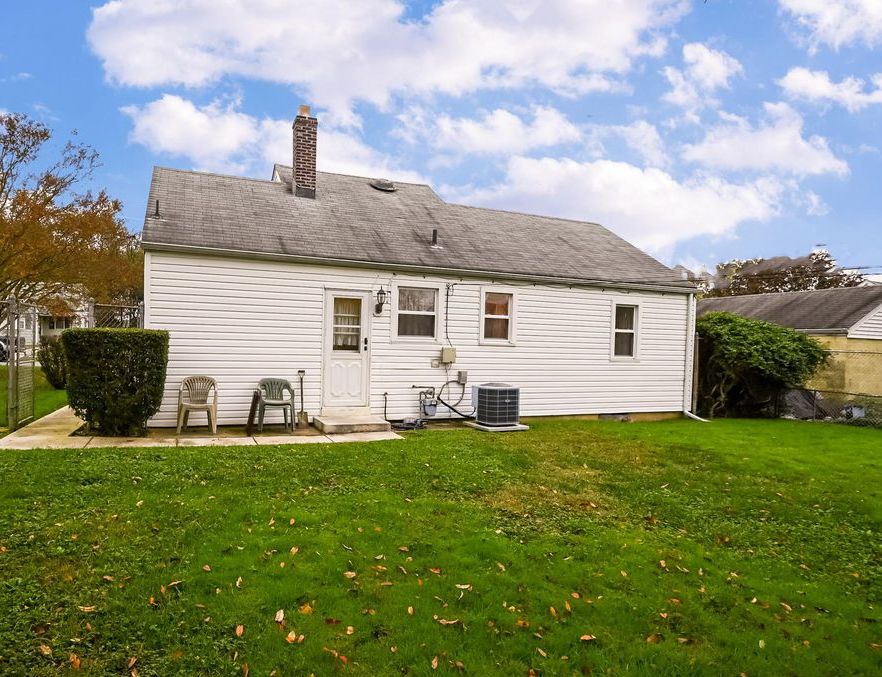 YALE AVE 136,800 2BDR 1BTH Single Family New Castle DE Pre