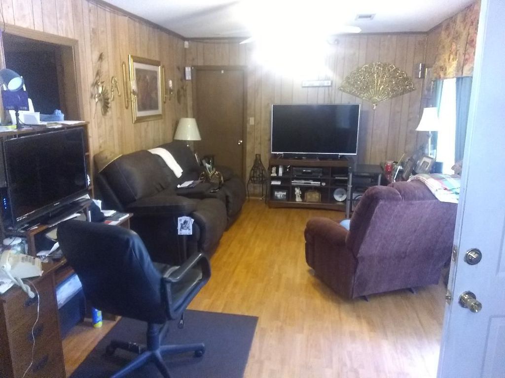 LOTUS ST 29,200 2BDR 1BTH Single Family Greenville MS Preforeclosure Listing 30377379