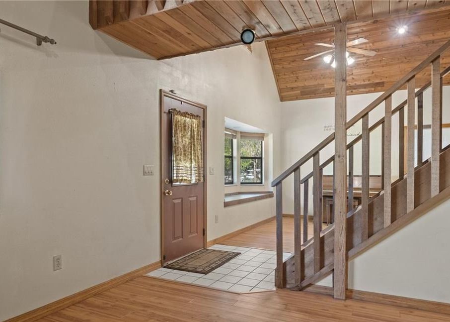 S APOPKA AVE 300,000 3BDR 2BTH Single Family Inverness FL Preforeclosure Listing