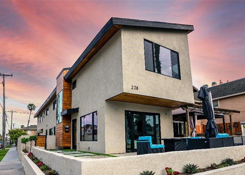 20TH ST 99,700 4BDR 4BTH Single Family Huntington Beach CA