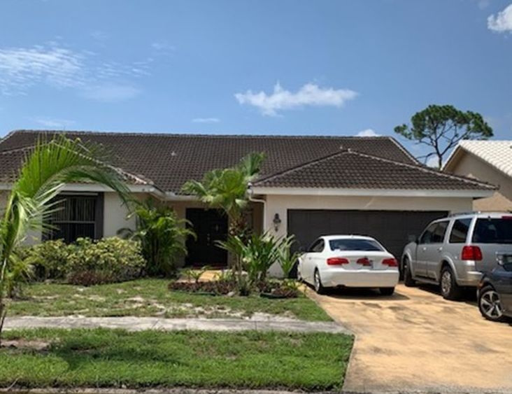 MARINA CIR 126,000 4BDR 2.5BTH Single Family Boca Raton FL Sheriffsale Listing 29344980