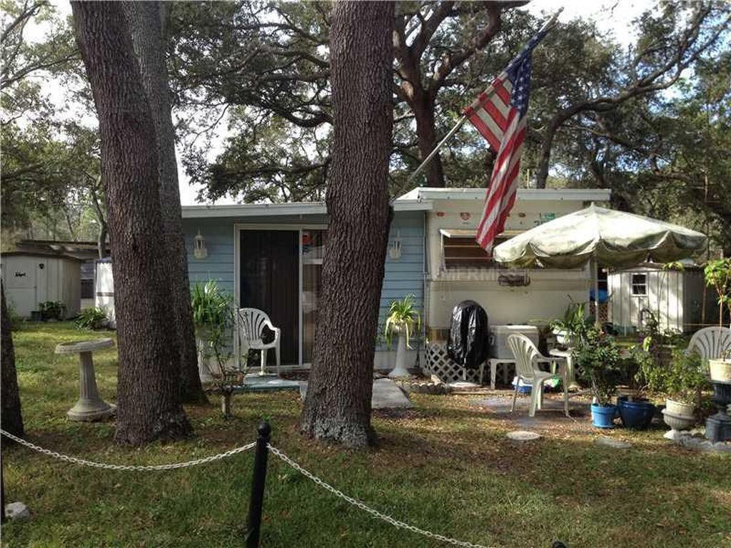 CLARCONA RD LOT 453 37,516 1BDR 1BTH Condo/Townhome Apopka