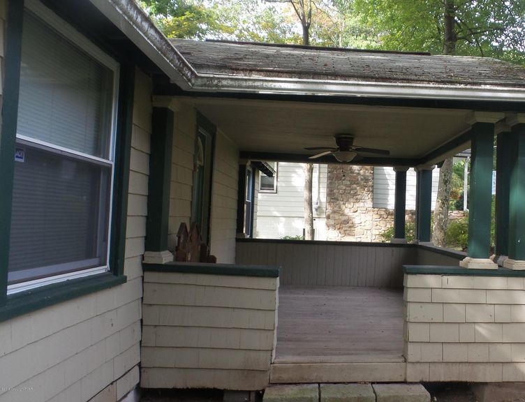 KINNEY AVE 80,000 2BDR 1BTH Single Family Mount Pocono PA