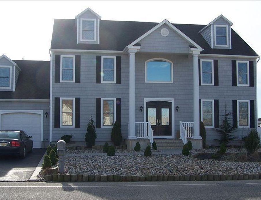 LAUREL BLVD 418,257 5BDR 3BTH Single Family Lanoka Harbor NJ